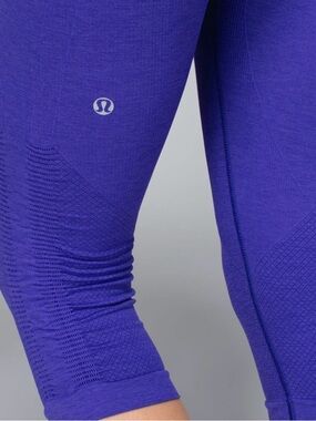 Lululemon In The Flow Crop II Seamless Yoga Pants Purple Ruched Size 6